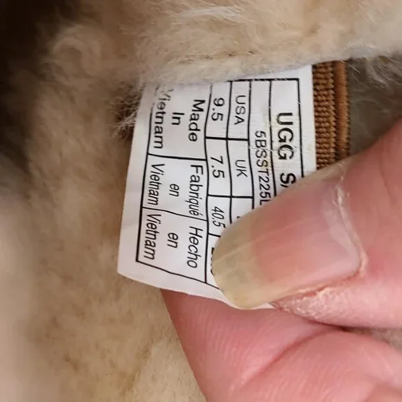 UGG Malvella Chestnut Suede Boots size 9.5 NWOT! - Picture 10 of 12